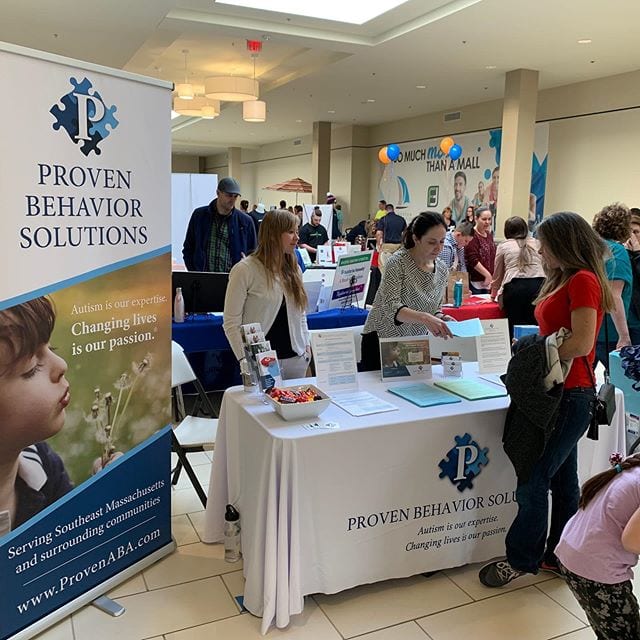We’re having a great time at the South Shore Children’s Museum Family Resource and Wellness Expo today. We are here till 4pm, come down and say hello! @southshorecm